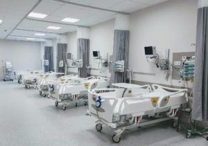 Sala intensywnego nadzoru kardiologicznego